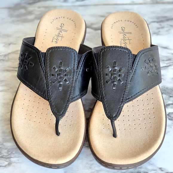 Clarks Black Leather Comfort Sandals - Picture 1 of 7